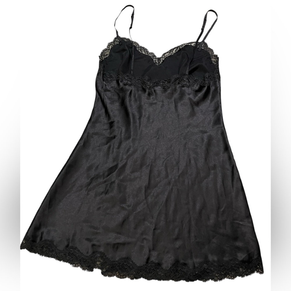 Victoria’s Secret black satin chemise or mini slip dress with lace trim Y2K - Picture 2 of 10